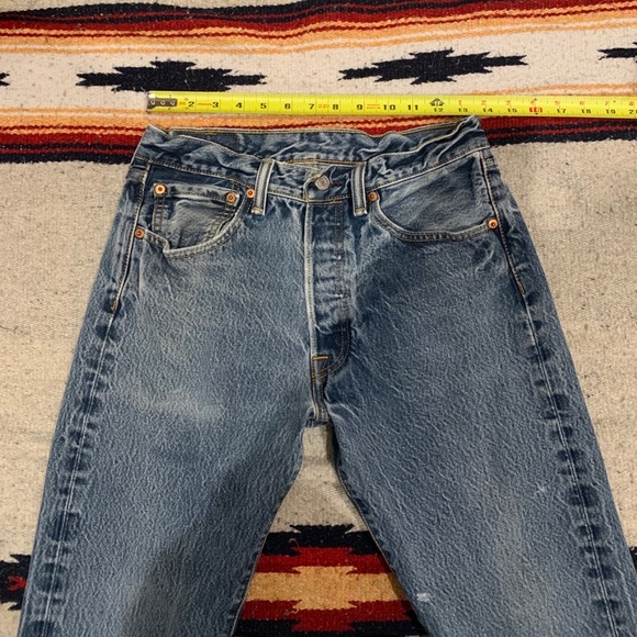 ❌SOLD❌ Vintage Levi’s 501 (Bundle + Save) - Picture 4 of 5